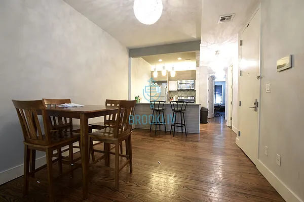 Rented by null | media 12