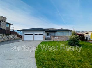 8804 Mariposa Pl, Coldstream, BC V1B2G6