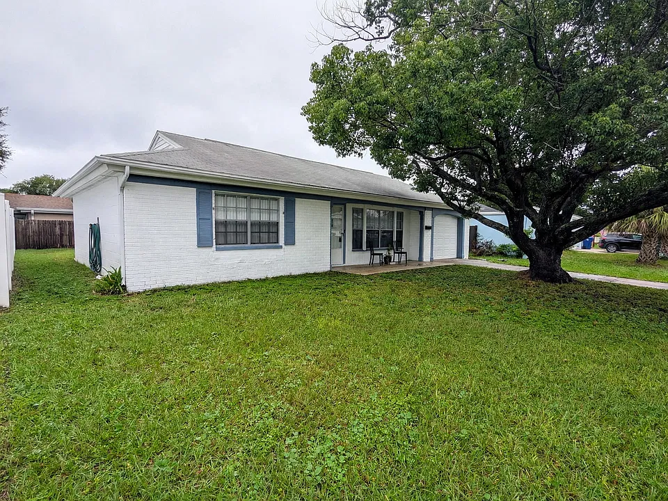 3813 Haven Dr