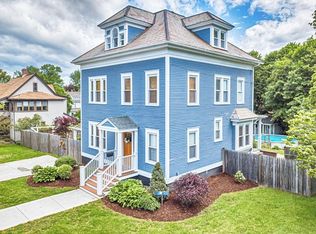 113 Bridge St, Agawam, MA 01001