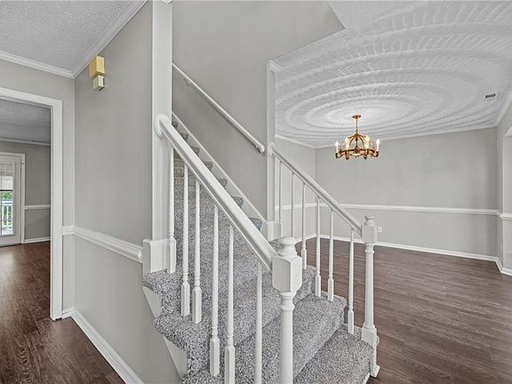 5th image of 1716 Chilhowie Cir