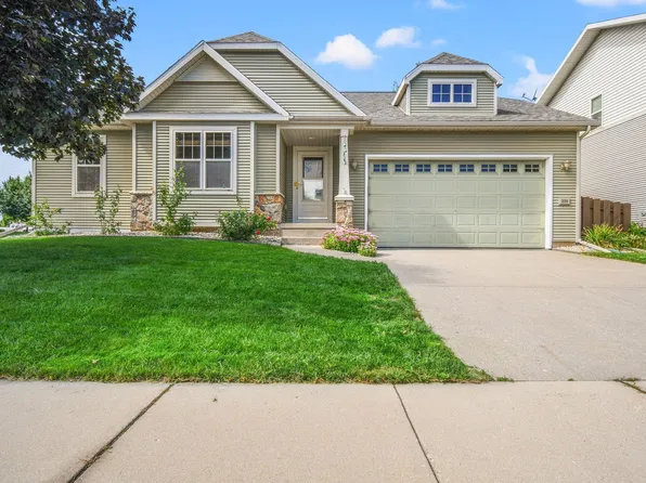 250 Wind Stone Dr, Madison, WI 53718