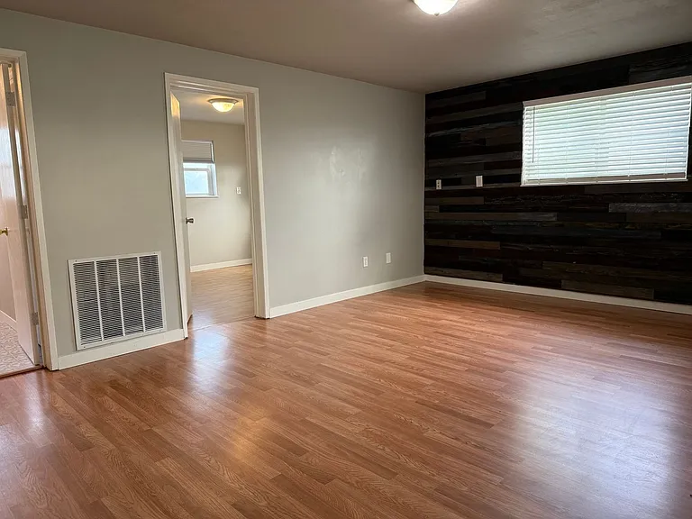 204 Hillcrest Dr — Photo 28