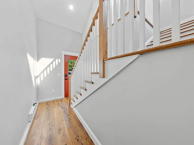 389 Spring Ave #C — Photo 35