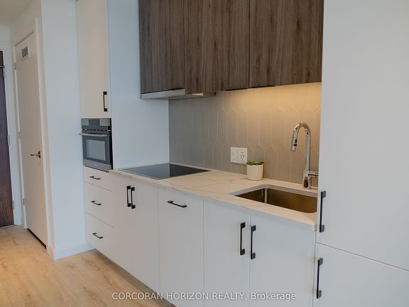 4th image of 741 King St W #1810