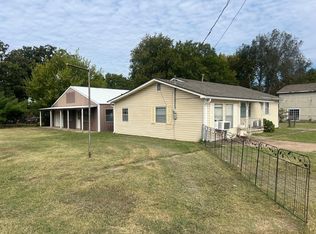 101 N 1st St, Jay, OK 74346