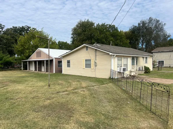 101 N 1st St, Jay, OK 74346