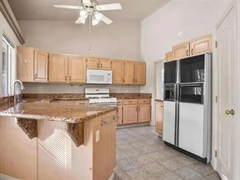 3544 S 1470 W — Photo 13