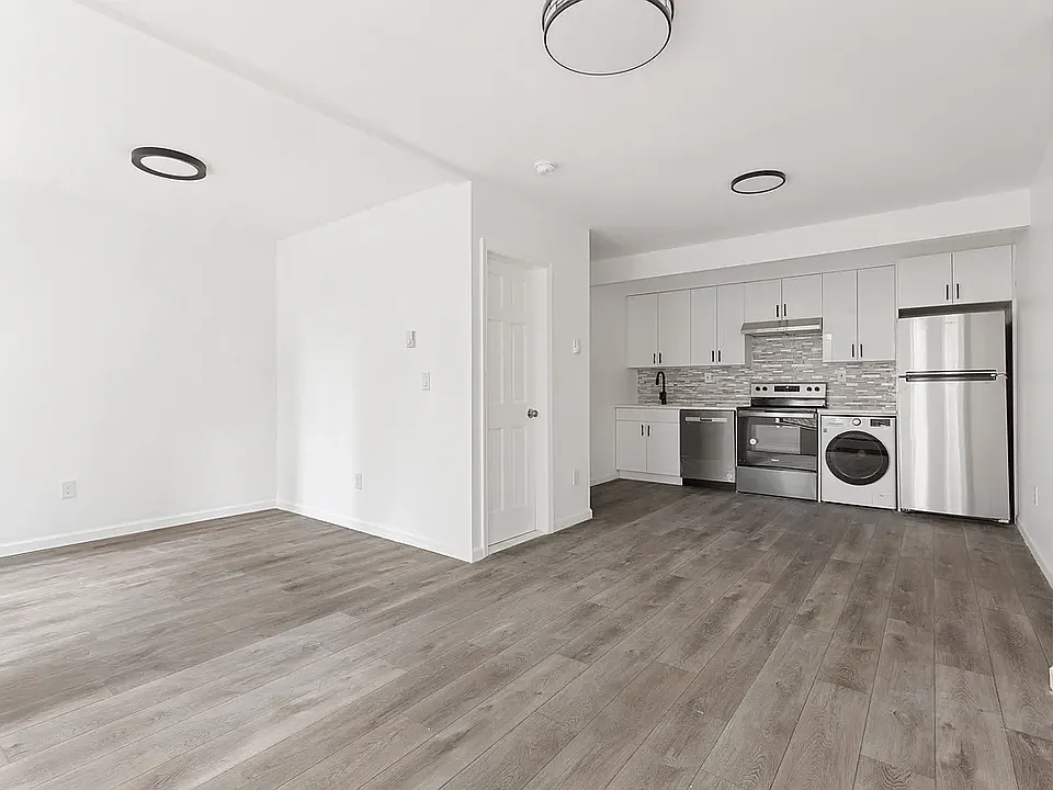 389 2nd Ave #3F