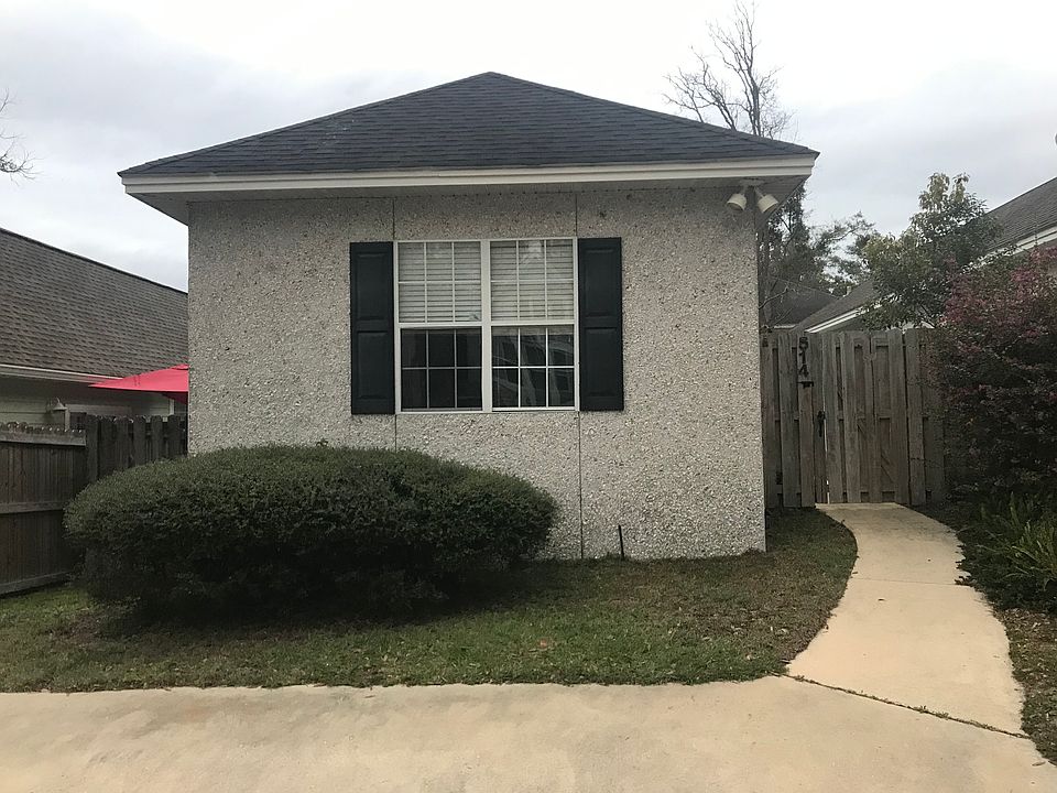 1st image of 514 Palmetto St
