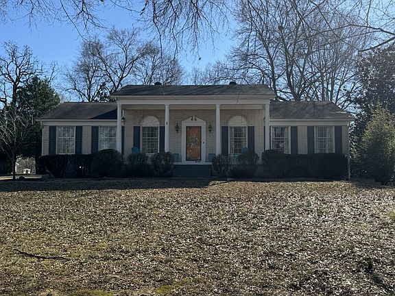 2nd image of 111 Moore Ln