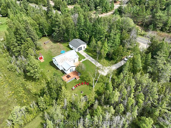 2nd image of 621 Huron Rd