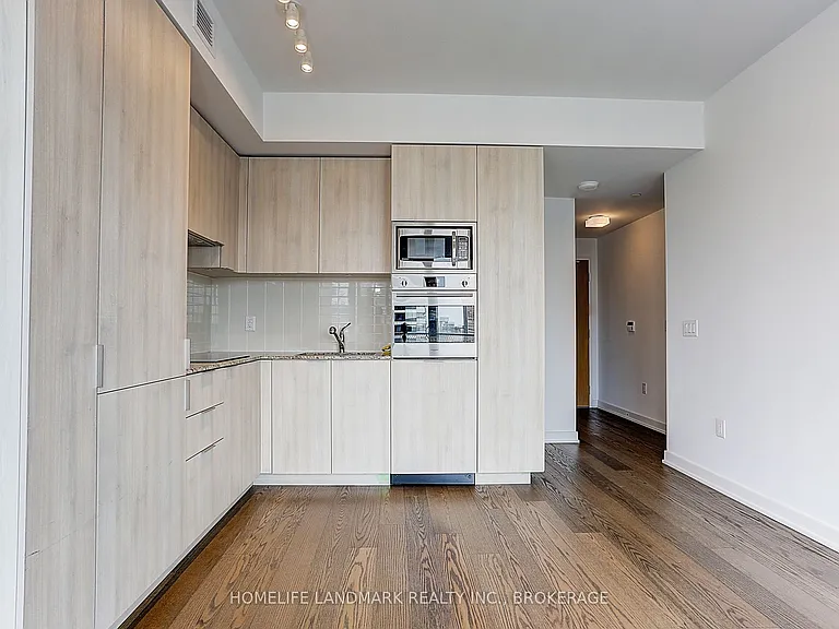 11 Wellesley St W #2911 — Photo 9
