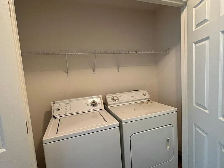 996 Applecross Dr — Photo 14