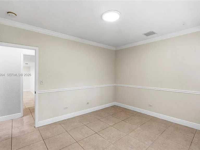 6801 SW 102nd Ave — Photo 41