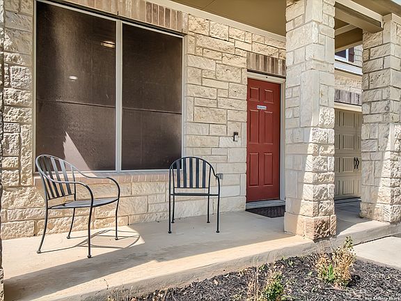 4th image of 3311 SABINE WAY