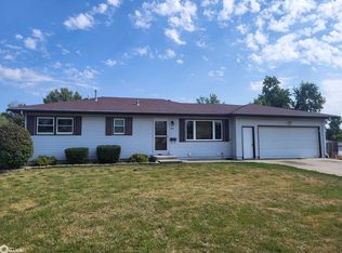 301 Bryngelson Dr, Marshalltown, IA 50158