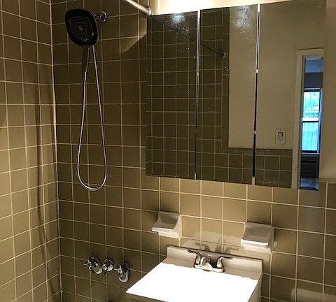5th image of 303 E 84th St APT 1F