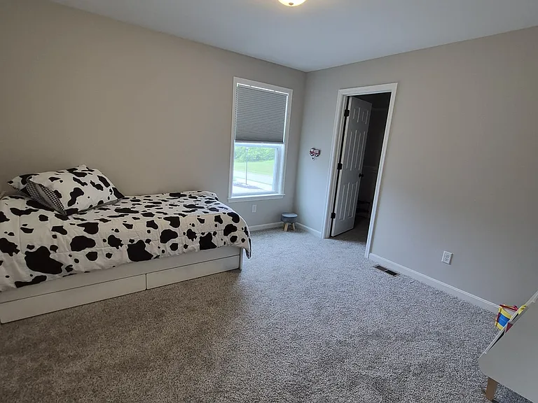6179 Ballyshannon Dr — Photo 36