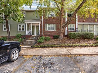 9166 N Swan Cir, Brentwood, MO
