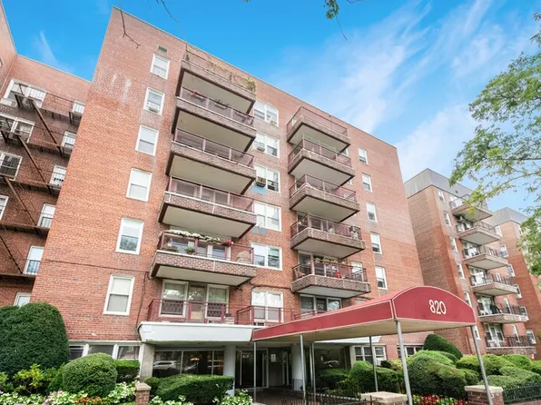 820 Ocean Parkway image 1 of 14