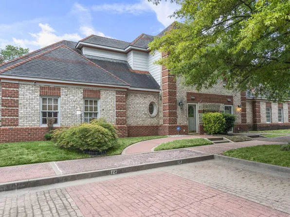 127 Presidents Dr, Durham, NC 27704