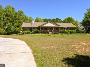 2755 Langley Rd, Loganville, GA