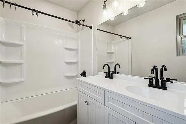 426 Lafitte St — Photo 13