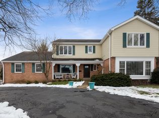 5715 Lawn Dr, Western Springs, IL
