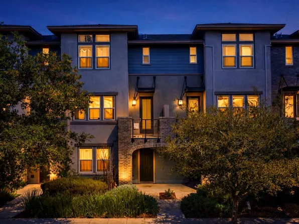 925 De Guigne Dr #4, Sunnyvale, CA 94085