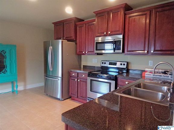 4th image of 344 Dovington Dr