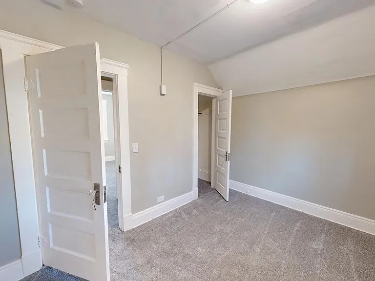 3065 W 105th St — Photo 37