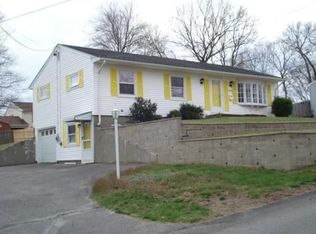 279 Vermont Ave, Somerset, MA 02726