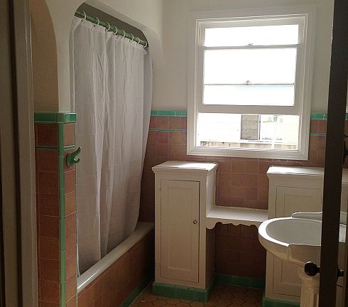 3rd image of 932 N Harper Ave