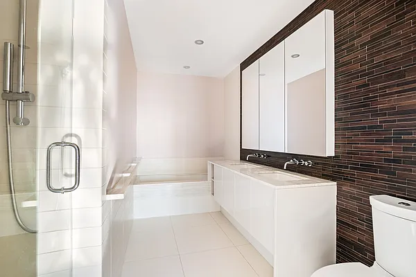 Rented by Corcoran | media 23