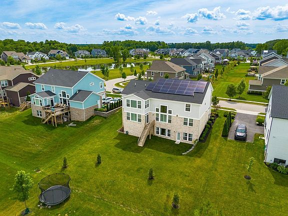 4th image of 11484 Robin Hill Dr