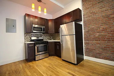 Rented by Next Door Realty NYC