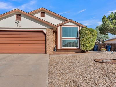 1093 Camino Del Rey Dr, Los Lunas, NM, 87031