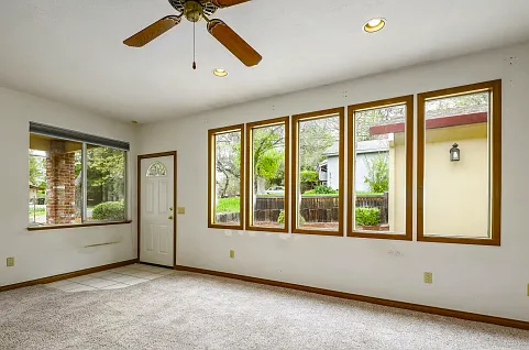 4510 Chicago Ave — Photo 27
