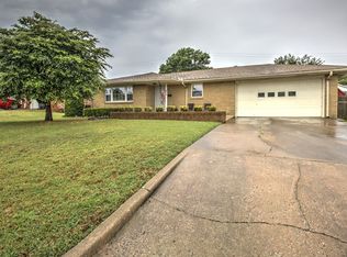 805 Eton Dr, Bartlesville, OK 74006