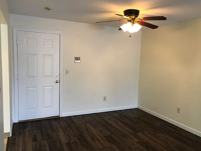 383 Huse Rd #6 — Photo 17