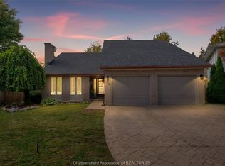 74 University Dr, Chatham Kent, ON N7L4V5