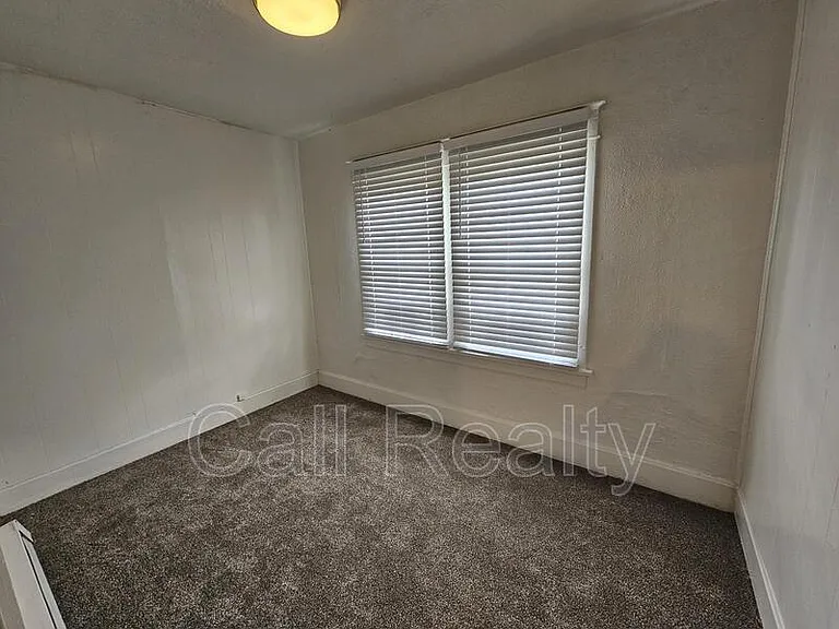 1423 W Maxwell Ave #2 — Photo 5
