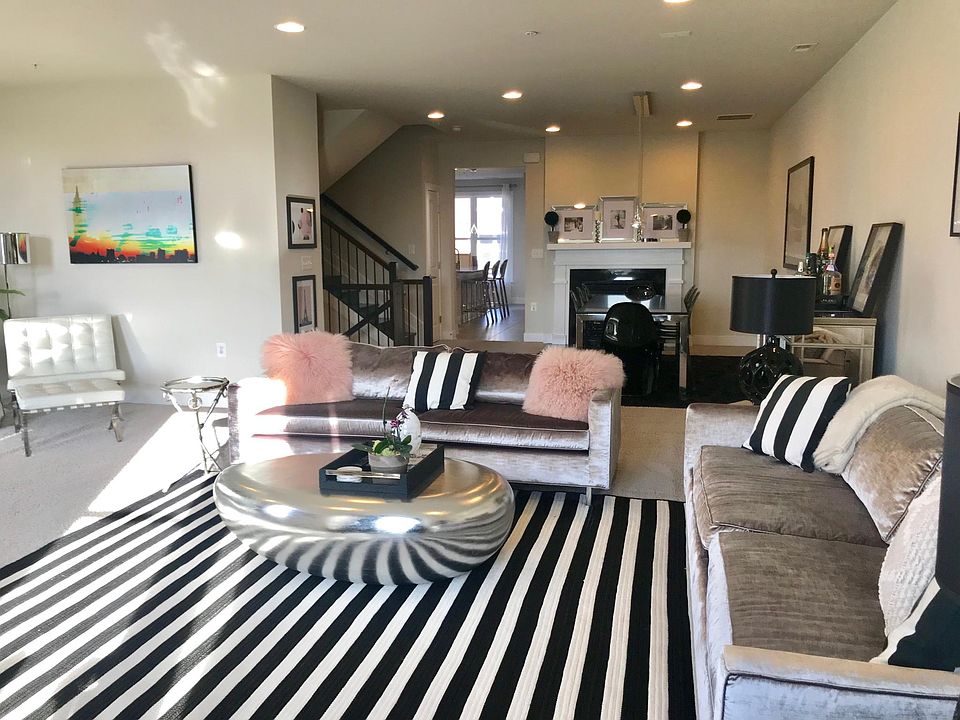1st image of 1906 Potomac Ave #630