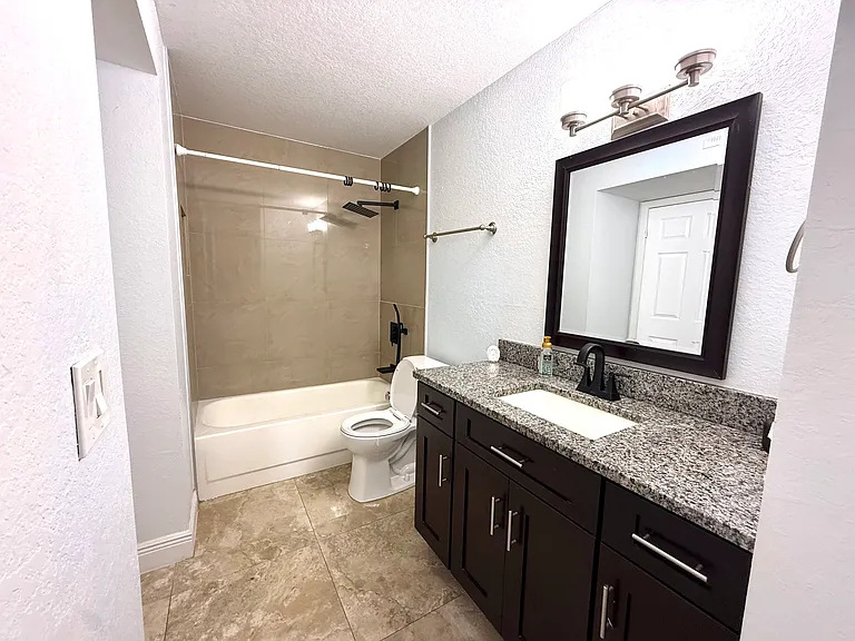 11526 Westwood Blvd #711 — Photo 27