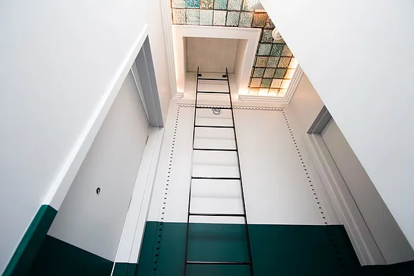 Rented by TheRealEstateCompany.com LLC | media 25