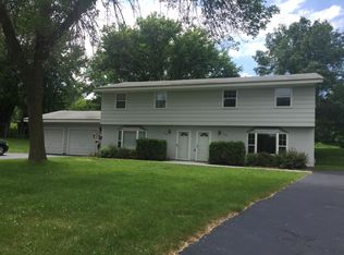 6980 Alpine Trl, Eden Prairie, MN 55346