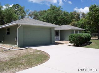 798 N Heathrow Dr, Lecanto, FL 34461