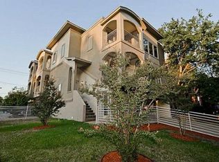 1302 Hubert St, Dallas, TX 75206