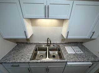 2122 Allen Blvd APT 7, Middleton, WI 53562